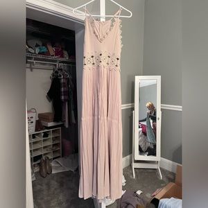 Lulu’s Tan Dress